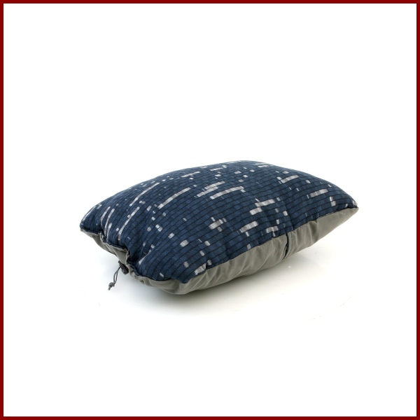 ☆アウトレット☆ THERMAREST・サーマレスト コンプレッシブルピロー シンチ Rサイズ
